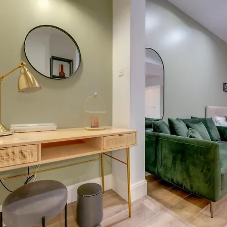 Tranquil In The Heart Of * Valletta